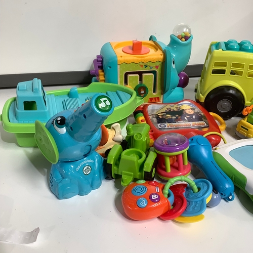 404 - Selection of children’s toys