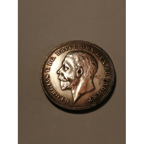 30A - 1935 George V crown in extremely fine condition