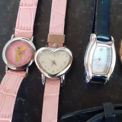 67 - Quantity of women's watches. Various makes requiring batteries