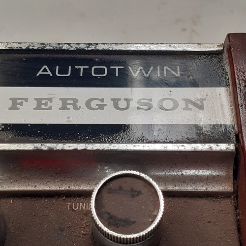 6 - 2 vintage valve and a Ferguson radio. Ferguson Autowin, Skybaby and Pye. All sold as untested/spares