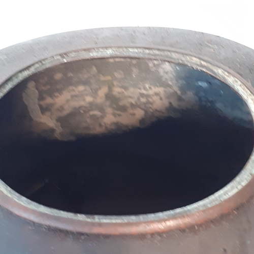 21 - Vintage coper kettle. Quite heavy. Has had repair to base but remainder in expected Vintage conditio... 