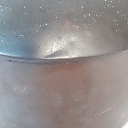 21 - Vintage coper kettle. Quite heavy. Has had repair to base but remainder in expected Vintage conditio... 