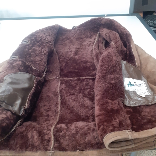 13 - Vintage Heatona ladies sheepskin coat. Size 16. In very nice condition