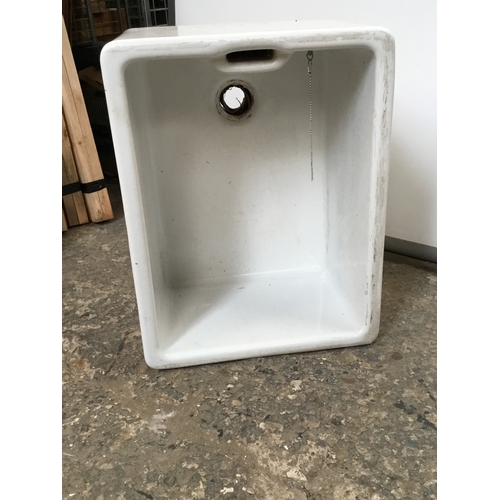 166 - Large 60x30cm Belfast sink