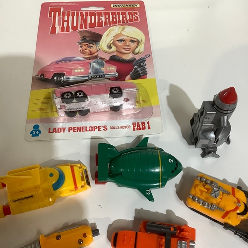 256 - Matchbox & Bandai Thunderbirds includes Fab 1