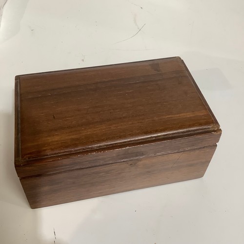 71 - Rosewood cigarette case with cigars