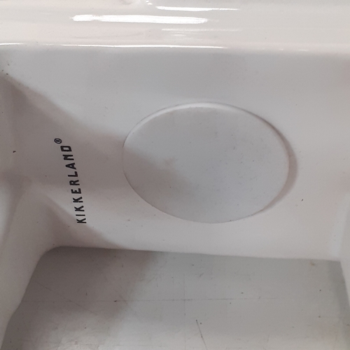 8 - Kikkerland. White animal money box. In very nice condition, no damage