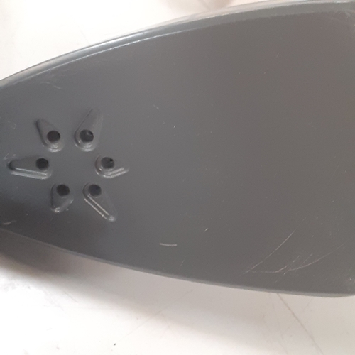 12 - 2 x travel irons. Philips Stewardess and Morphy Richards Voyager. Both with carrying bags, good cond... 