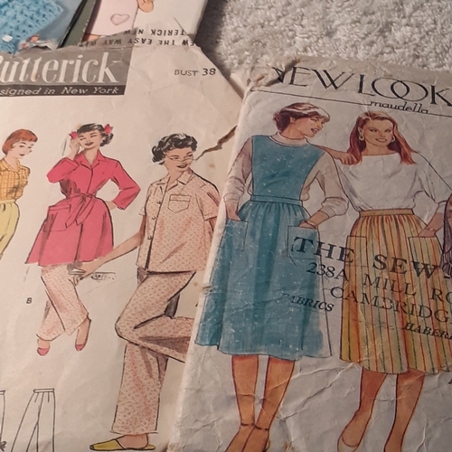 38 - Good quantity of knitting patterns. Mostly vintage with various baby and children with a few adult p... 