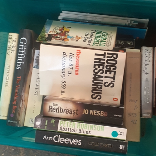 37 - Large quantity of books. Includes a box of superb quality hard back. Various vintage, modern and gen... 