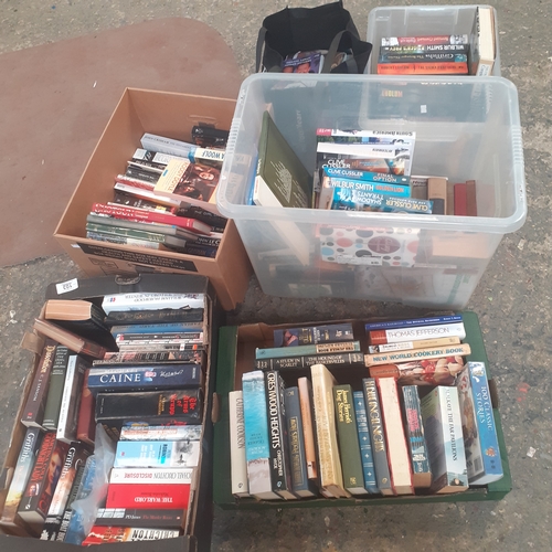 36 - Large quantity of books. Includes a box of superb quality hard back. Various vintage, modern and gen... 