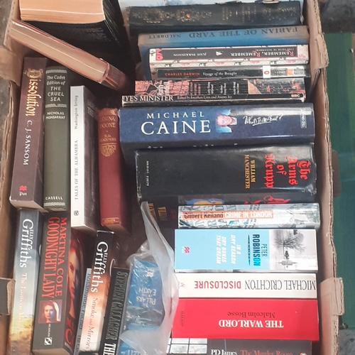 36 - Large quantity of books. Includes a box of superb quality hard back. Various vintage, modern and gen... 