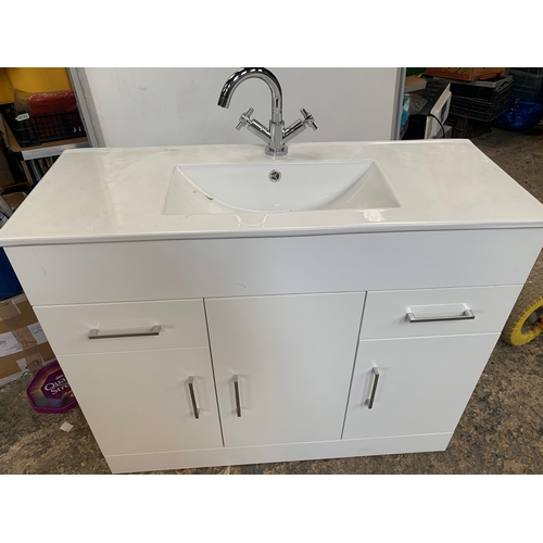 189 - Ex display bathroom vanity unit - 100cm wide by 40cm deep