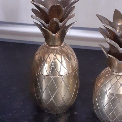 1 - Three small brass pineapple trinket pots. Lidded, with 2 same size and one slightly bigger, these ha... 