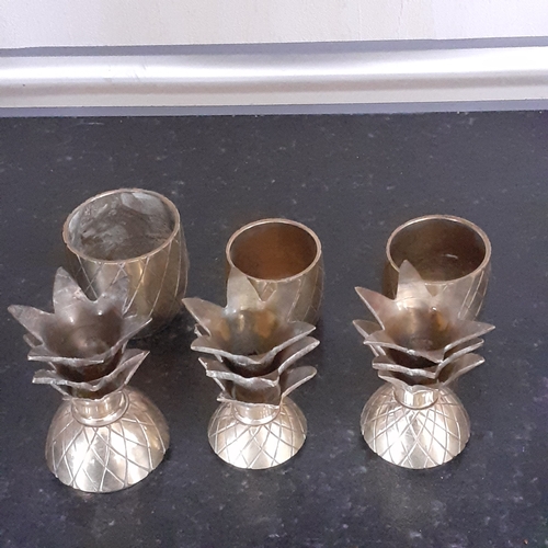 1 - Three small brass pineapple trinket pots. Lidded, with 2 same size and one slightly bigger, these ha... 