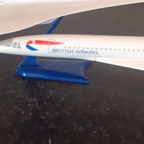 31 - 2 x Brirish Airways Concorde models. Goid condition. Plastic composition