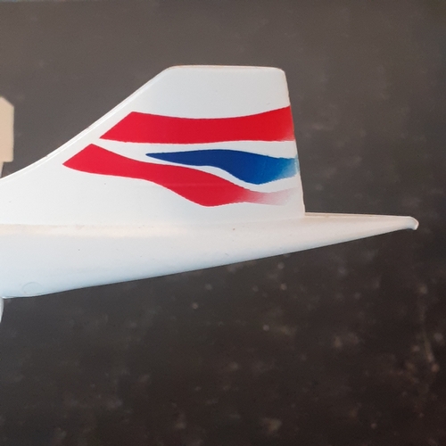 31 - 2 x Brirish Airways Concorde models. Goid condition. Plastic composition