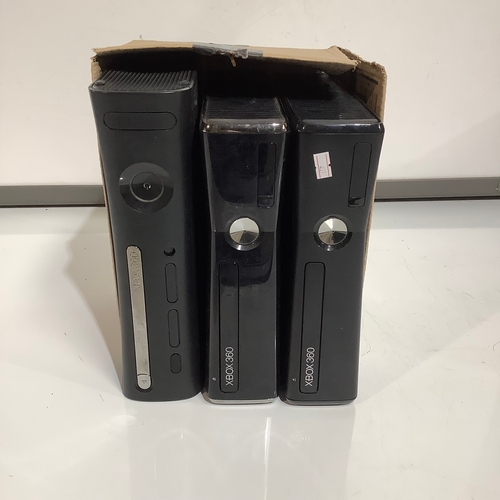 264 - 3 x xbox  360 untested