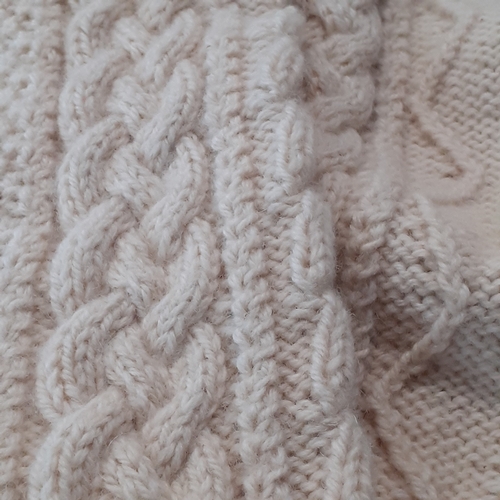 35 - Vintage cable/Aran knit cardigan. Nice example. Has couple marks so would benefit a clean