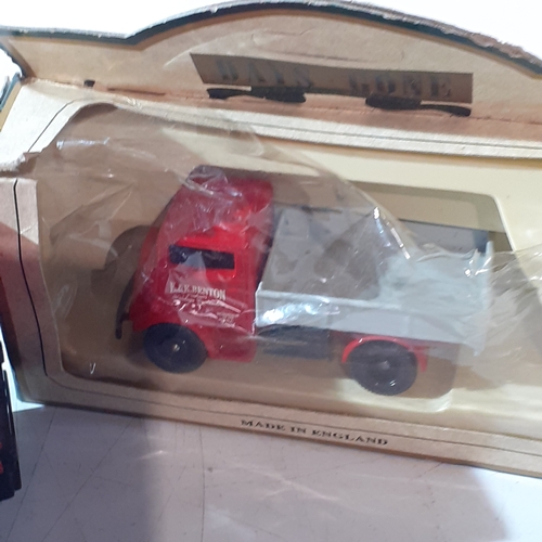 2 - Diecast collectible Royal mail Corgi, a Days gone model and a metal Discovery 3 Launch edition Landr... 