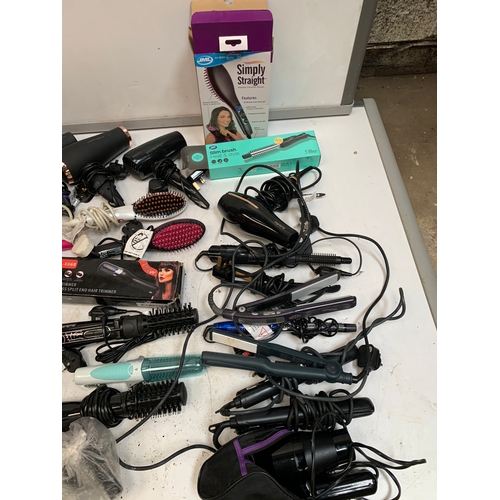 209 - Large hair appliance lot inc curlers, dryers & more