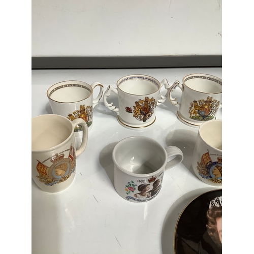 338 - Collection of Royal related mugs and plate. Featuring celebrations from 1953, 1977 and more.