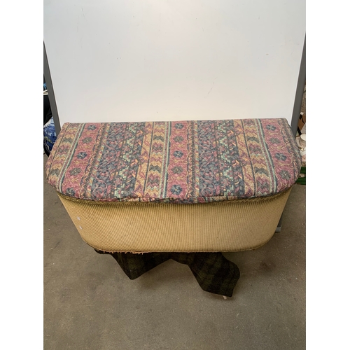 381 - Woven style lift up top ottoman