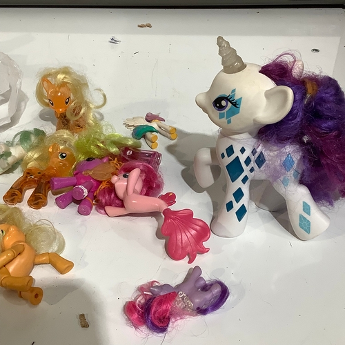 343 - Quantity of My Little Pony toys including unicorns and more. Overall good condition.