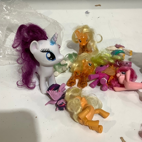 343 - Quantity of My Little Pony toys including unicorns and more. Overall good condition.