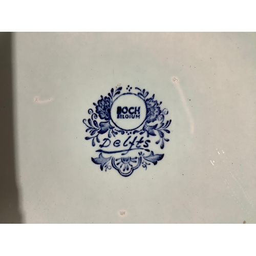 362 - 2 x large Delft ceramic charger wall hanging plates. Boch Belgium, in very nice condition with no da... 