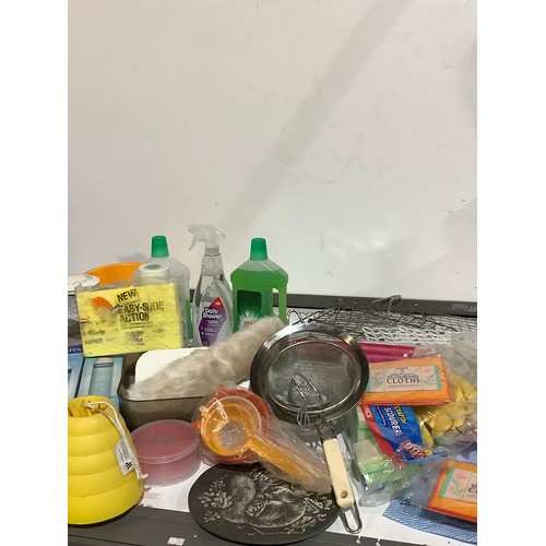 396 - Large mixed kitchen lot inc under the sink items like water filters, bleach, sponges & more