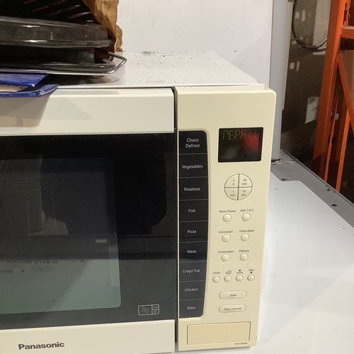 427 - Panasonic inverter Combi microwave in working order