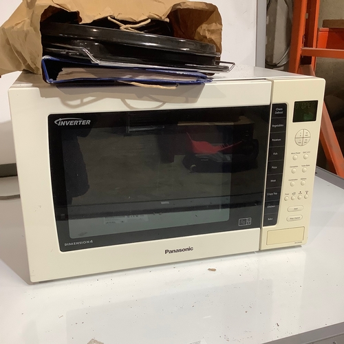 427 - Panasonic inverter Combi microwave in working order