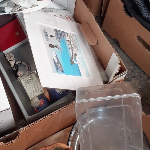 465A - Large joblot. Suitable car boot items. Modern, vintage, household. Overall no damage. Resale opportu... 