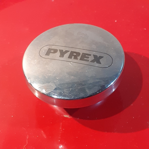 288 - Pyrex cast iron, heavy, cooking pot. In excellent, looks unused condition. Dimensions around 10 inch... 