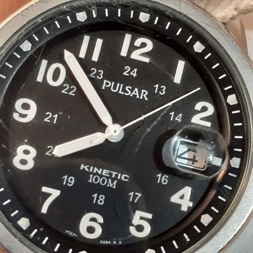 291 - Pulsar Kinetic wristwatch.  Water resistant 10 bar. Serial number 664999. Light wear and tear but fu... 