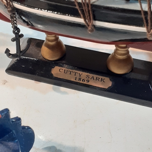 290 - Model sailing ships. Includes Mayfair, HMS Bounty, Cutty Sark and more. Little dusty from storage.  ... 