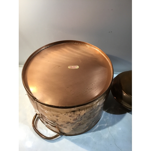 232 - Large copper pan & copper with brass jug