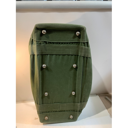 293 - Military style pilots hold-all green case