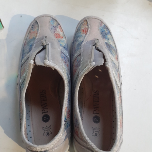 12 - Pair of Pavers ladies shoes. Have been worn a couple of times but overall excellent condition. Size ... 