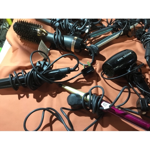 487 - Large hair appliance lot inc dryers, curlers & more