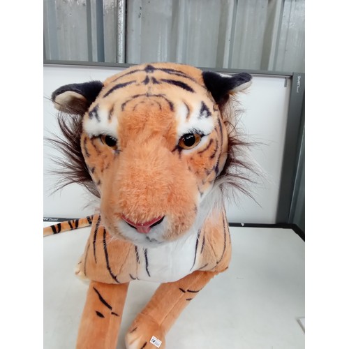 239 - Large soft tiger. In very nice condition. Clean and well looked after. Lovely detail.