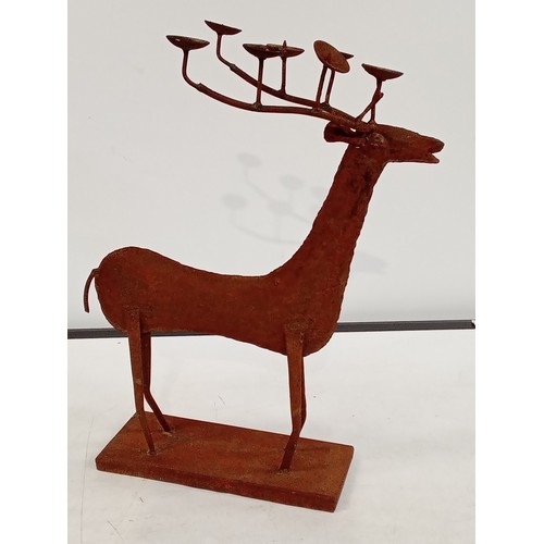 299 - Metal deer tealight holder. Rusty but sound. Potentially eye-catching piece once upcycled