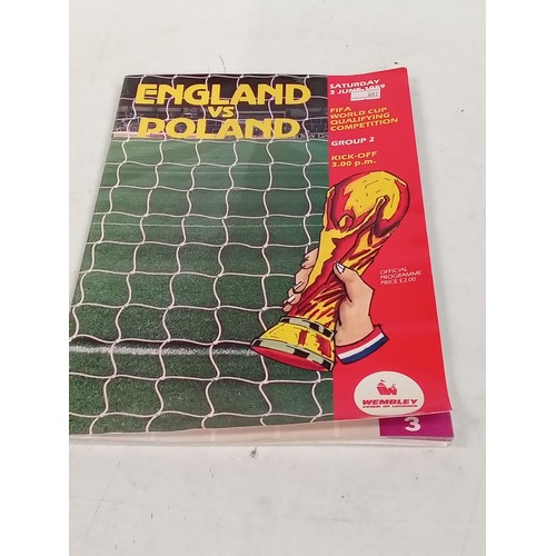 323 - England/Poland 1989 football programme