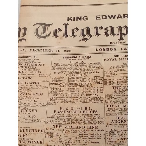 324 - Quantity of Vintage newspapers including the accession and abdication of Edward the Eighth