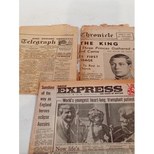 324 - Quantity of Vintage newspapers including the accession and abdication of Edward the Eighth