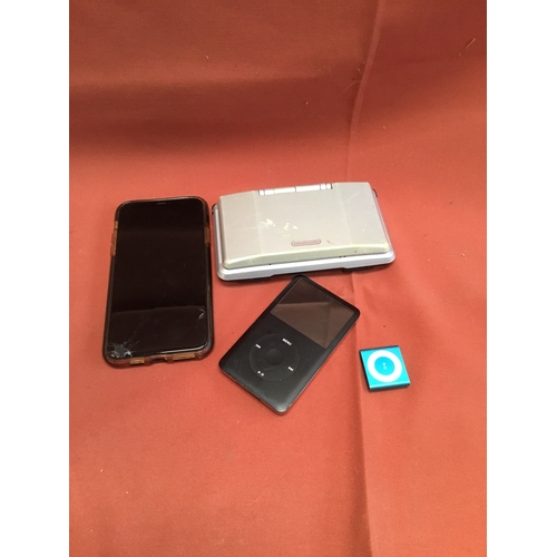 34 - iPhone (believed to be 12 pro), classic iPod, iPod nano and gameboy advance - as untested