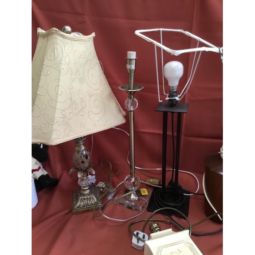 157 - Eclectic lighting lot inc stylish metal based, wooden based, ceramic & more