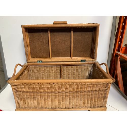 166 - Woven wicker lift up storage box - 75cm wide