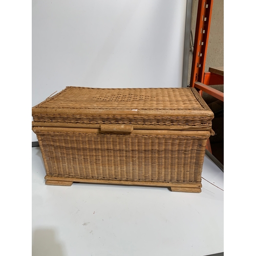 166 - Woven wicker lift up storage box - 75cm wide